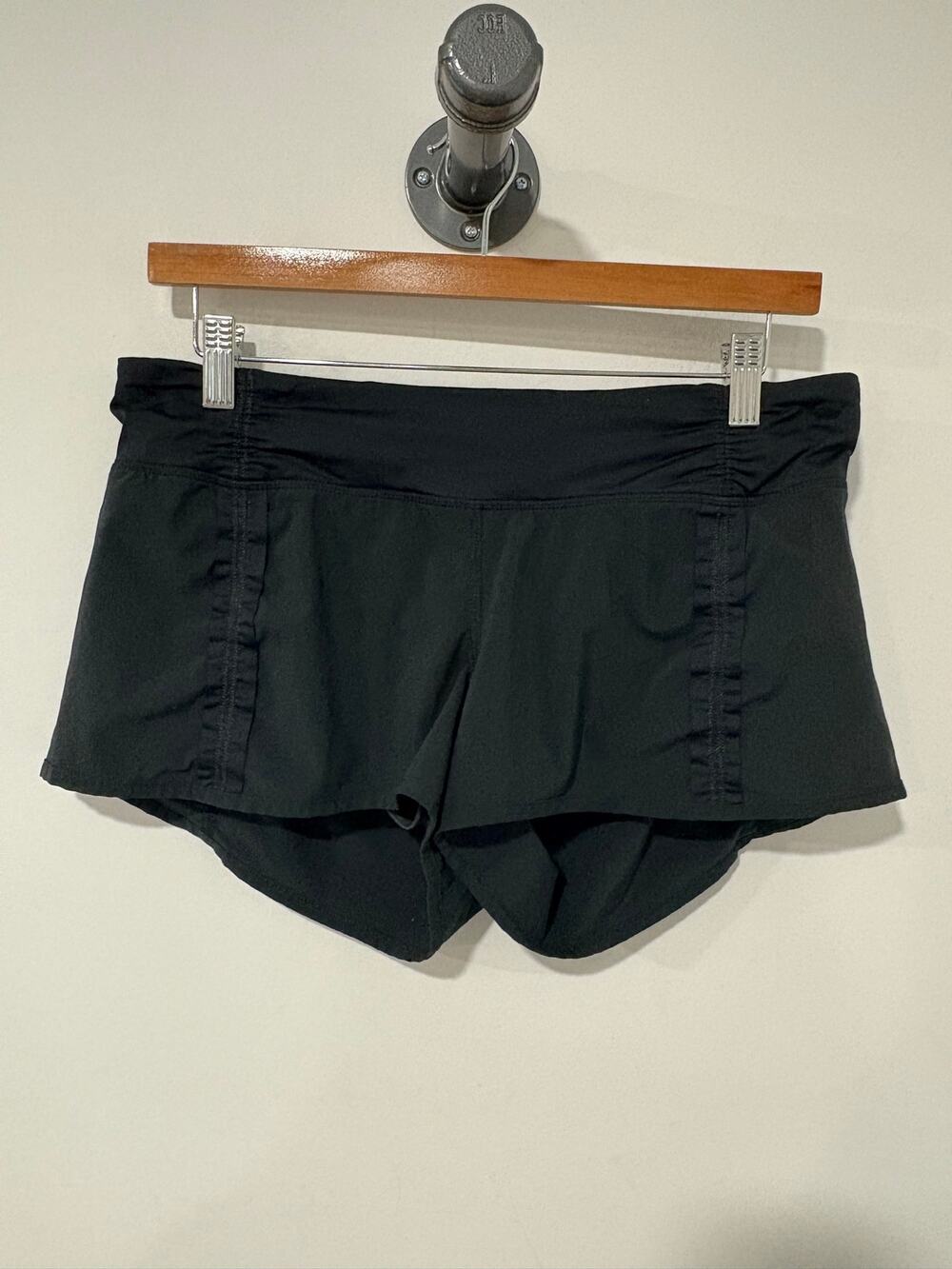 Lululemon Athletic Running Shorts 2" Black Ruched Seam Size 8